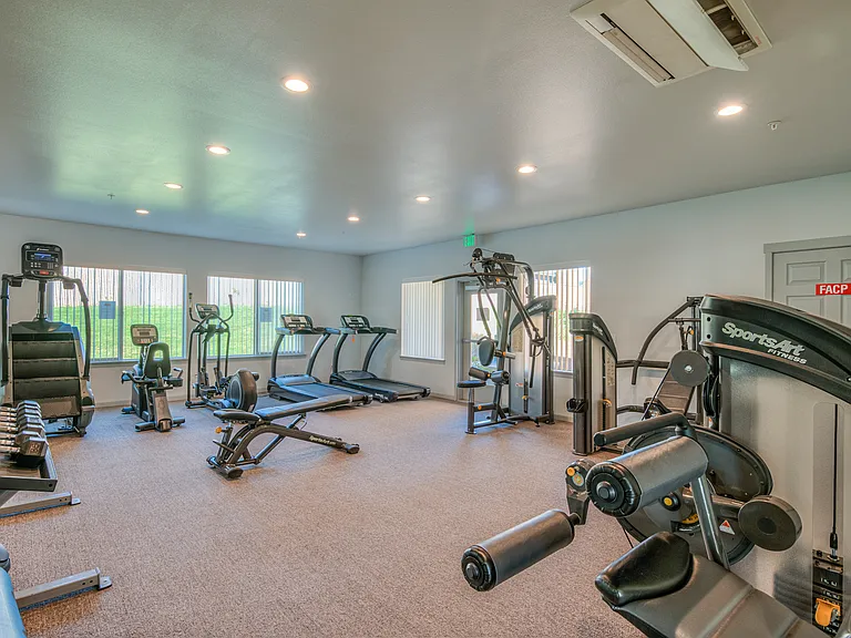 Wild Horse Mesa Apartments — Photo 13