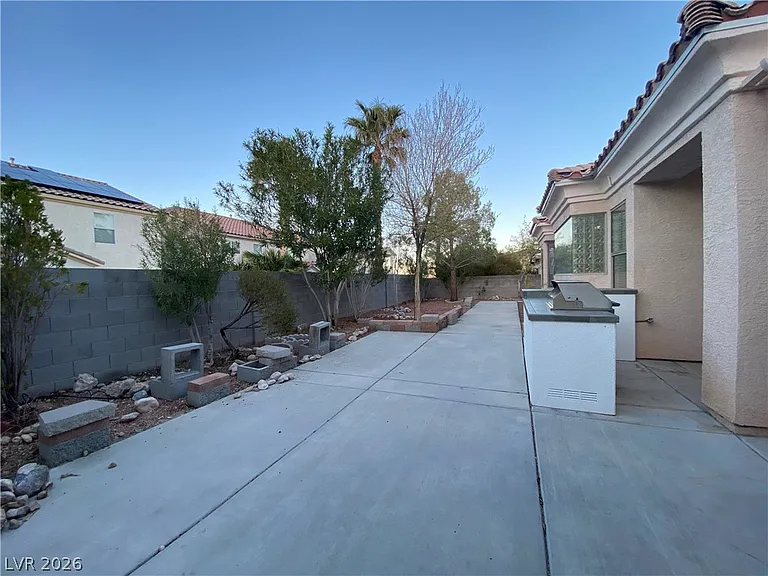 386 Apple River Ct — Photo 17