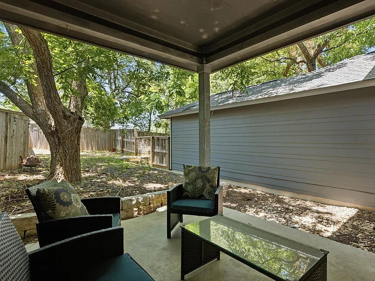 2208 Schriber St #B — Photo 31