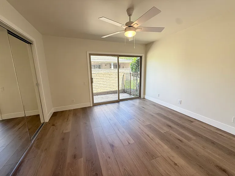 27481 Avenida Larga — Photo 12