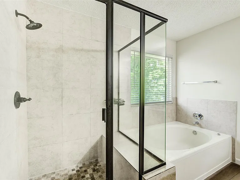 2338 Bent River Dr — Photo 40