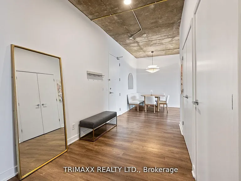 60 Bathurst St #403 — Photo 14