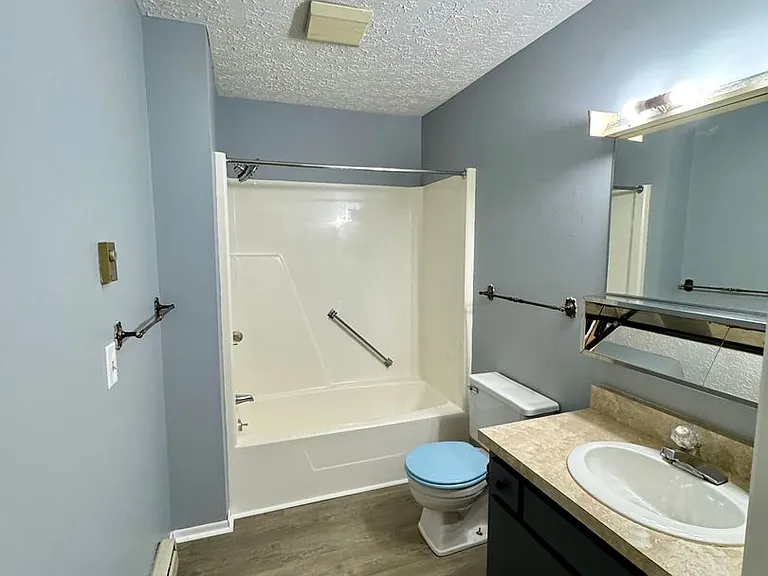 115 Crestwood Dr — Photo 8