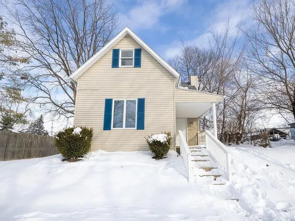 1438 W 13th St, Muncie, IN 47302