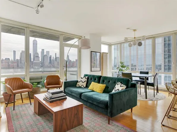2 2nd St APT 705, Jersey City, NJ 07302