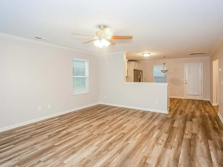 150 Cedar Dr NW — Photo 5