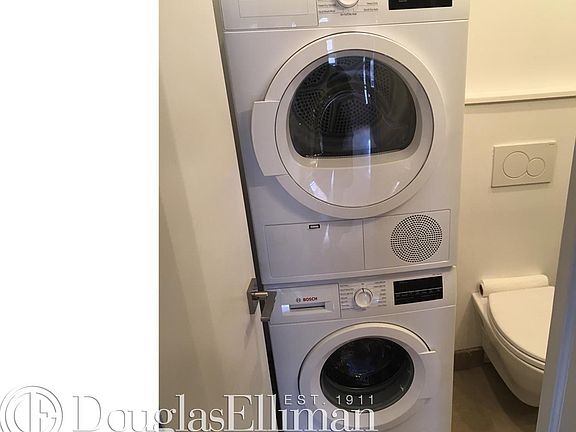 4th image of 224 Sullivan St APT A52