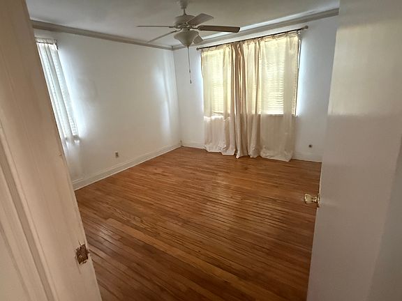 5th image of 3826 William St