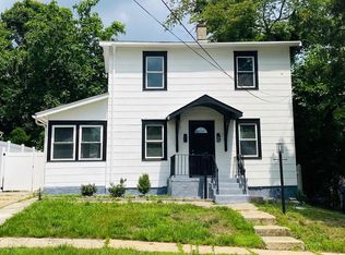 14 E Crestwood Ave, Somerdale, NJ 08083