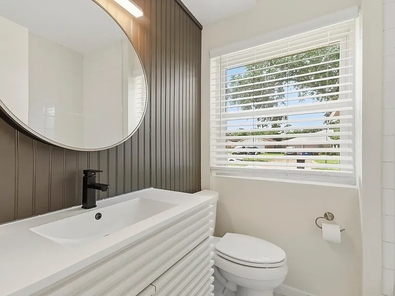 830 Seacliff Dr — Photo 10