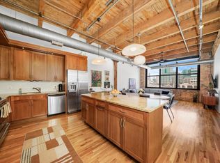 312 N May St APT 3D, Chicago, IL 60607