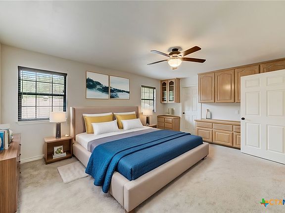 5th image of 12 Stonehouse Cir