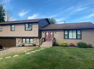 1346 Riverbend Dr, Baldwinsville, NY 13027