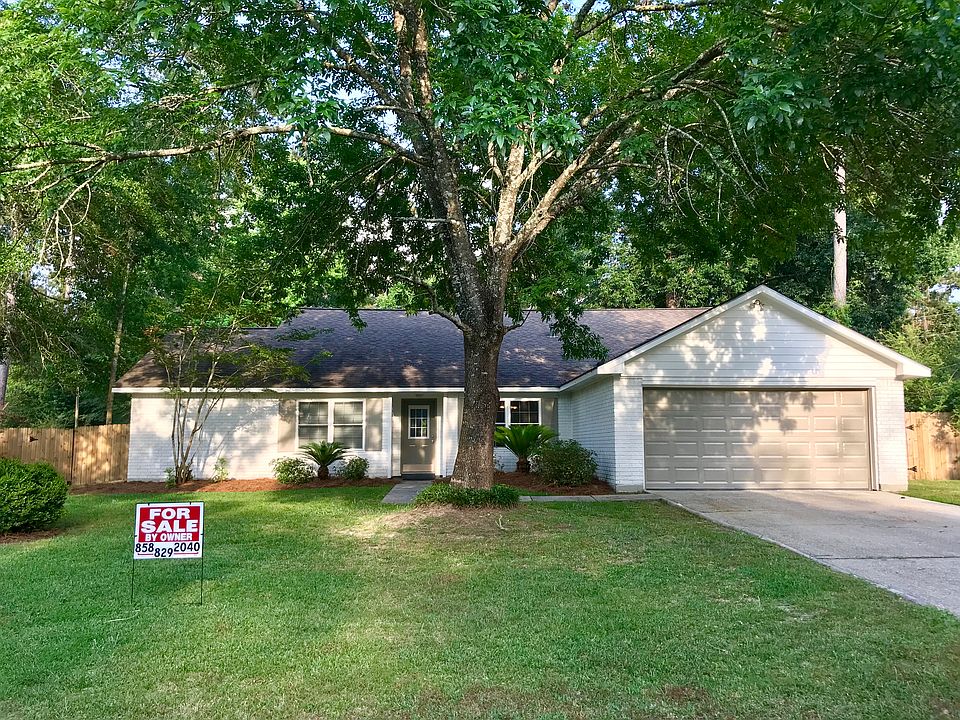 1st image of 413 Laurel Oak Dr