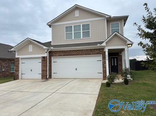 4218 Textile Ln, Huntsville, AL 35805