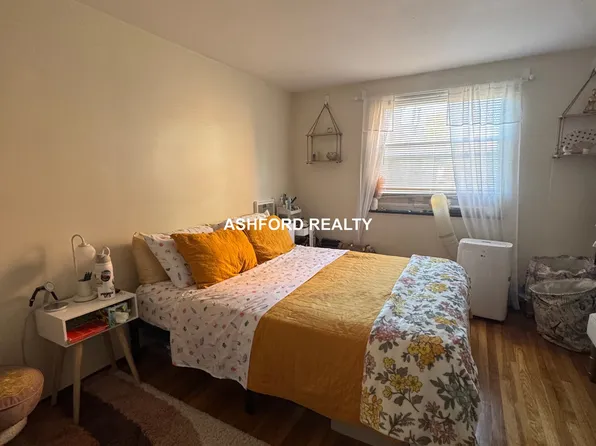 (undisclosed Address), Watertown, MA 02472