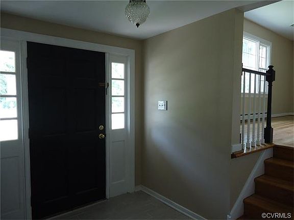 3rd image of 9416 Electra Ln
