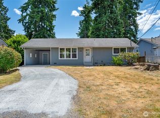 5822 202nd St SW, Lynnwood, WA 98036