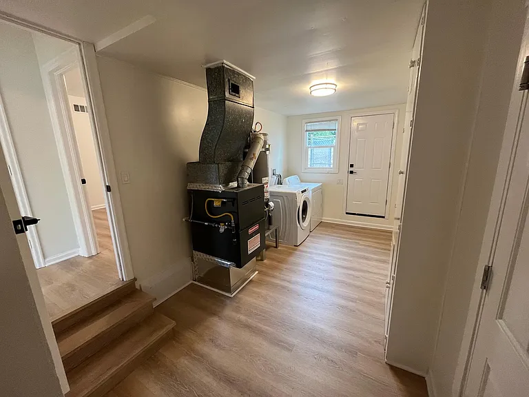 15800 SE Oatfield Rd — Photo 19