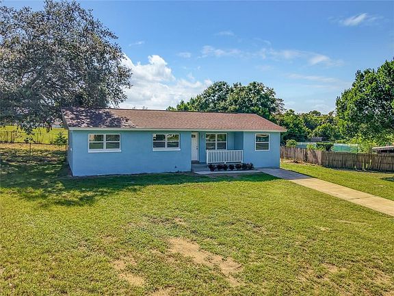 3rd image of 3307 Paris Pl