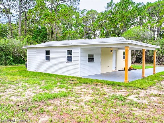 5th image of 229 Harmony Ct