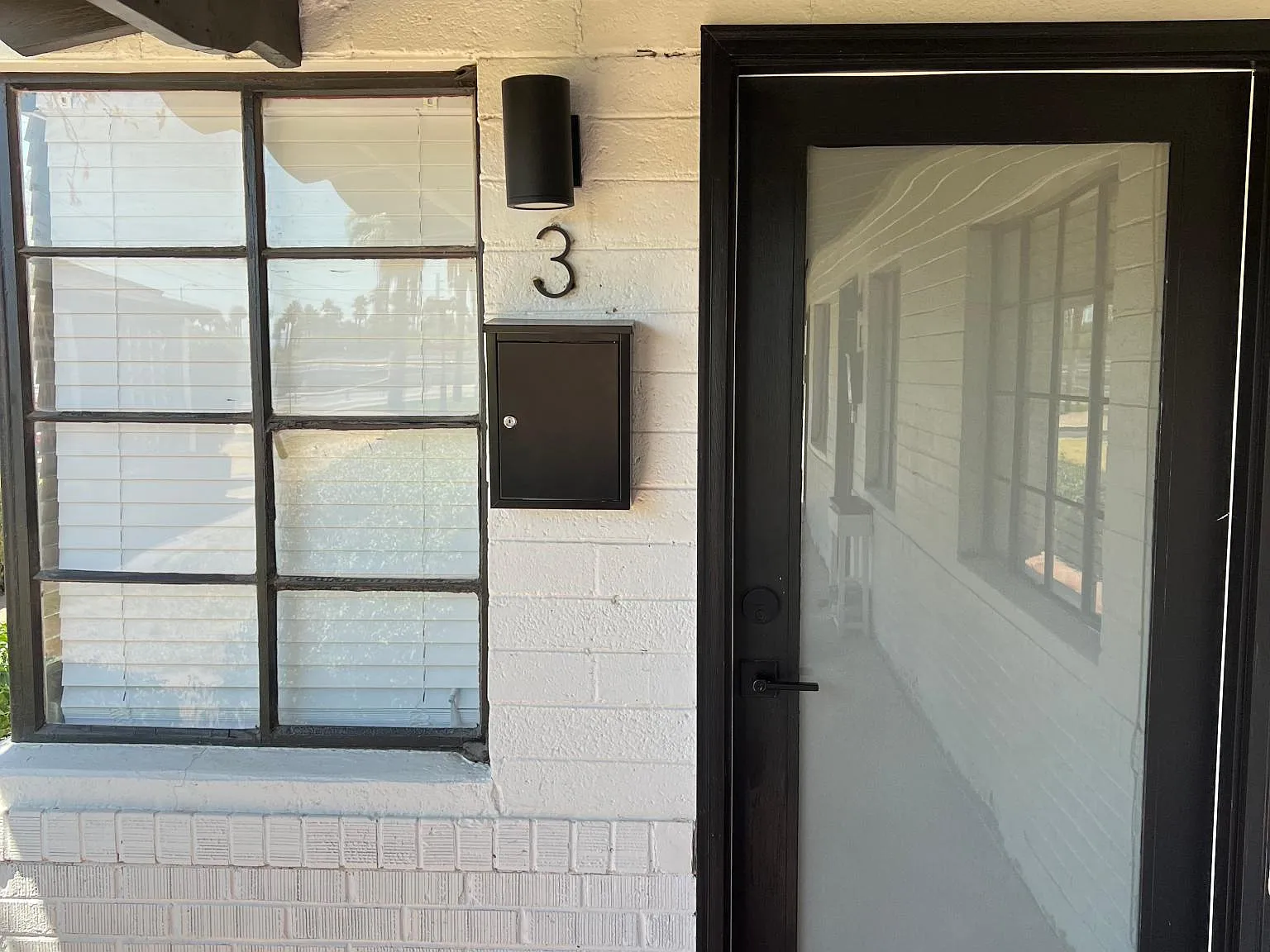 94 W Culver St — Photo 2