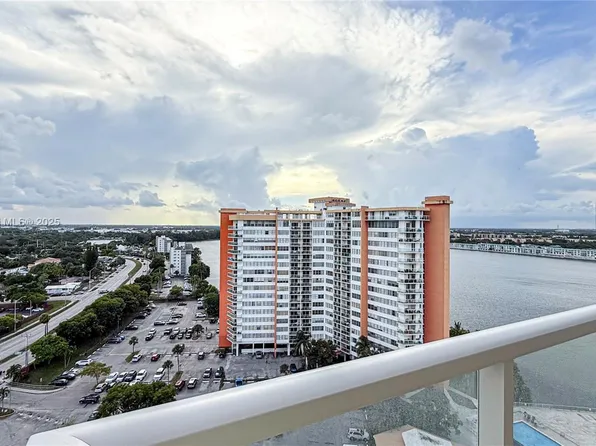 1351 NE Miami Gardens Dr APT 1701E, Miami, FL 33179