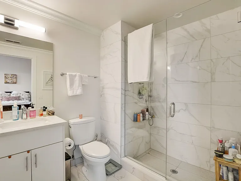 Laflin Place — Photo 31