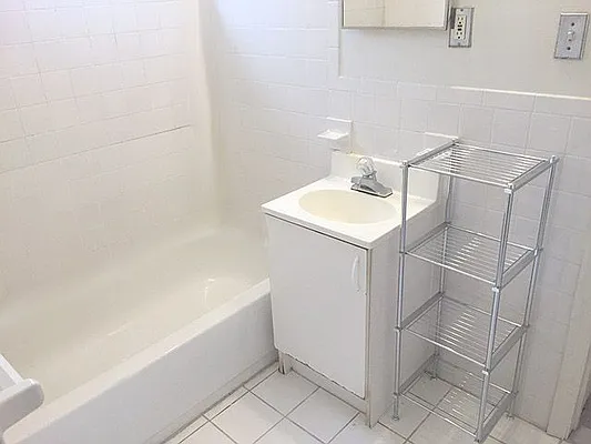 Rented by AJ Clarke | media 10