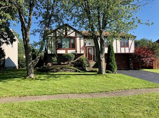 3641 Somerset Ln, Hamburg, NY 14075