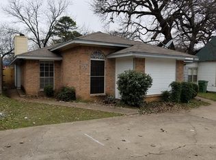 420 N Elm St APT A, Arlington, TX 76011