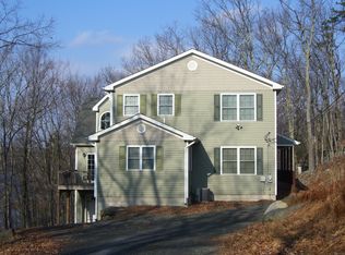 103 Sunny Ct, Lackawaxen, PA 18435