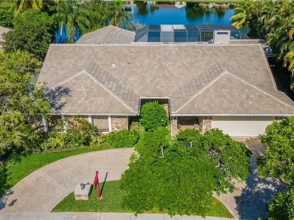 2201 NE 212th Street, Miami, FL 33180