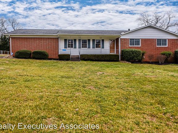 5th image of 618 Greenwood Dr
