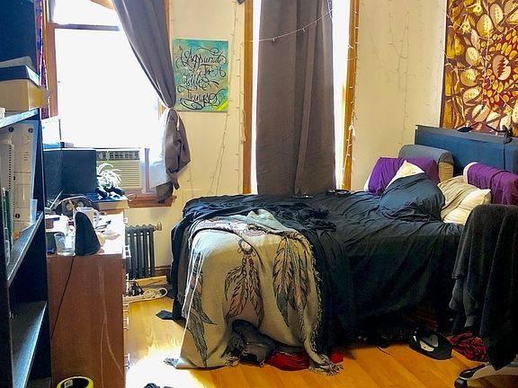 5th image of 37-14 Astoria Blvd S #2