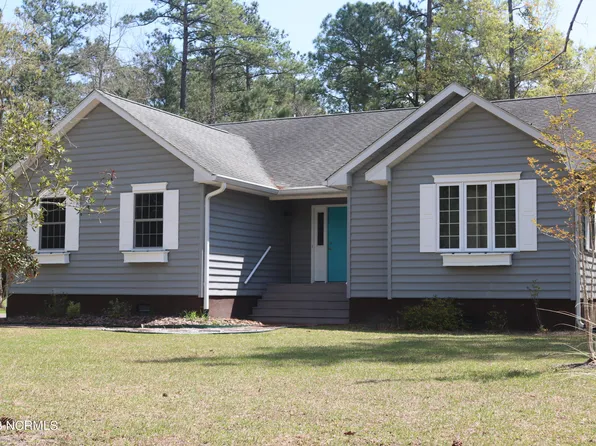 42 Marina Court, Oriental, NC 28571