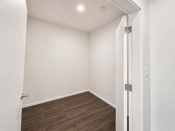 3rd image of 4650 Brentwood Blvd #4706