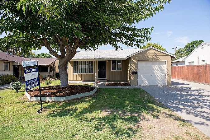 1st image of 3717 Lowry Dr