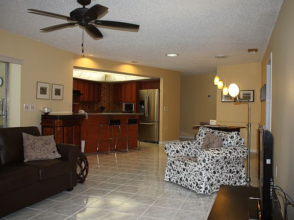 5th image of 22330 Stillwood Dr
