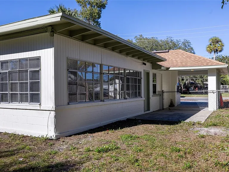 319 NW 16th Ave — Photo 32