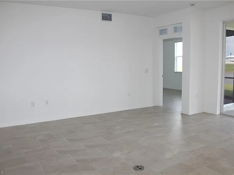 5661 Melbourne Ct #8012 — Photo 9