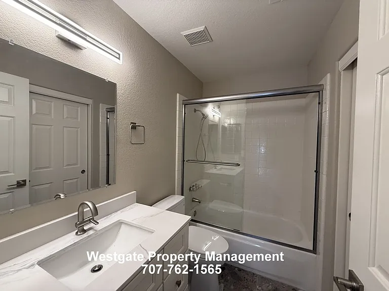 813 Chardonnay Cir — Photo 11