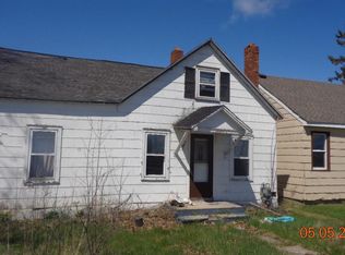 10459 Pine St, Rapid River, MI 49878