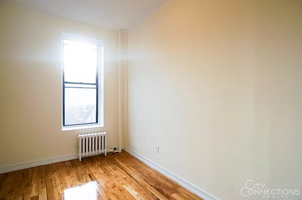 Rented by City Connections Realty | media 27