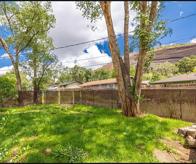 5982 N Mountaineer Rd — Photo 3