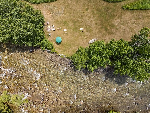 5th image of 380 W Boulder Rd