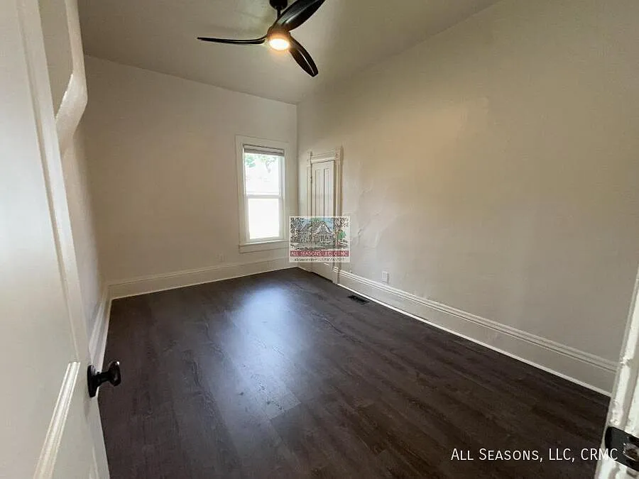 24 W Las Animas Street — Photo 4