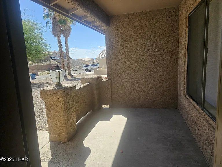 3633 Desert Garden Dr — Photo 2
