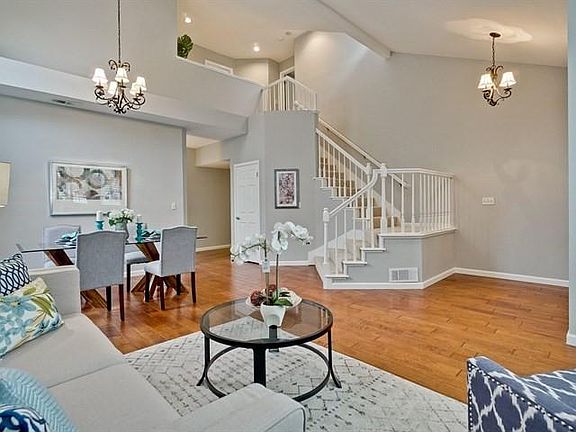5th image of 1296 Chessington Dr