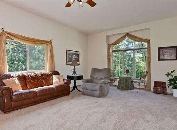 4th image of 23471 London Street
